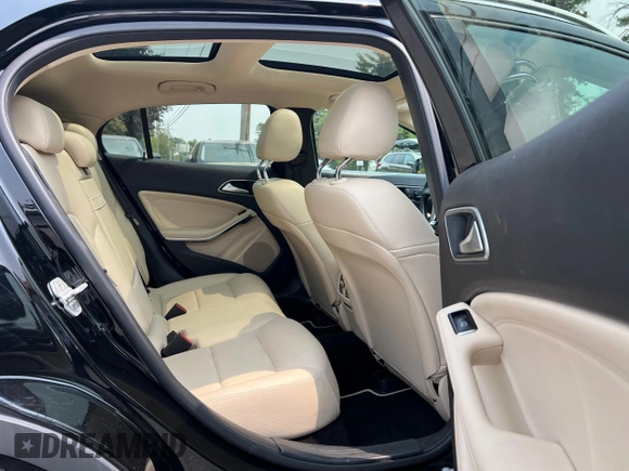 2015 Mercedes-Benz GLA 250 z VIN WDCTG4GB9FJ168238, wystawiony jako Copart lot #59933515 z przebiegiem 121 228 mil mil oraz Czysty tytuł • Clean title. Historia ofert i sprzedaży dostępna na DreamBid. Obrazek 6.