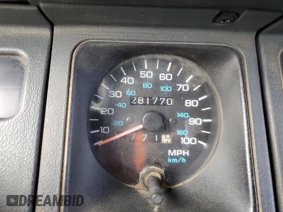 1992 Jeep Wrangler with VIN 2J4FY29S2NJ525697, listed as a Copart auction lot 43551545 with 281,770 mi miles and Salvage Title. Bid and sale history available at carsss.com. Image 9.