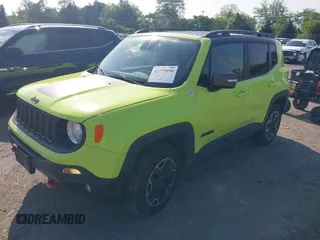2017 Jeep Renegade Trailhawk z VIN ZACCJBCB0HPF27223, wystawiony jako IAAI lot #42279998 z przebiegiem 166 836 mil mil oraz . Historia ofert i sprzedaży dostępna na DreamBid. Obrazek 17.