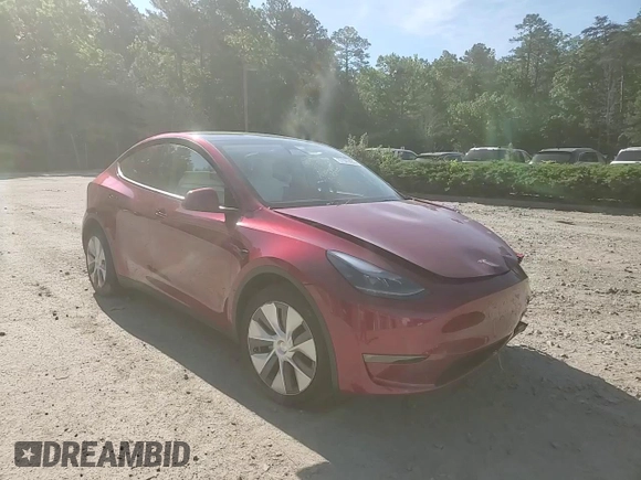 2024 Tesla Model Y Long Range with VIN 7SAYGDEE6RF995069, listed as a Copart auction lot 57085405 with 22,302 mi miles and Salvage title. Bid and sale history available at DreamBid. Image 13.