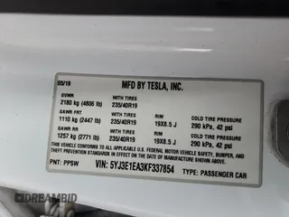 2019 Tesla Model 3 Mid Range z VIN 5YJ3E1EA3KF337854, wystawiony jako Copart lot #48472855 z przebiegiem 113 562 mil mil oraz Szkoda całkowita • Salvage title. Historia ofert i sprzedaży dostępna na DreamBid. Obrazek 14.