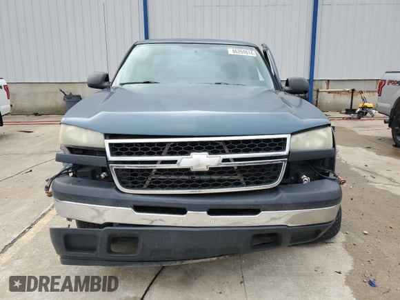 2006 Chevrolet Silverado 1500 Work Truck with VIN 1GCEC19X86Z260069, listed as a Copart auction lot 86269814 with 173,599 mi miles and Non Repairable. Bid and sale history available at carsss.com. Image 5.