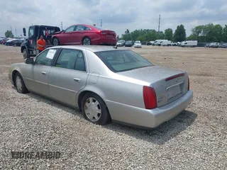 2005 Cadillac DeVille z VIN 1G6KD54Y25U147188, wystawiony jako IAAI lot #42421182 z przebiegiem Nie podano mil oraz . Historia ofert i sprzedaży dostępna na DreamBid. Obrazek 3.
