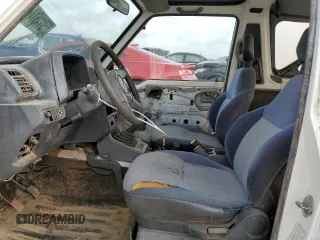 1994 Suzuki Sidekick z VIN 2S3TA01C8R6408593, wystawiony jako Copart lot #65011514 z przebiegiem 248 814 mil mil oraz Tytuł czysty. Historia ofert i sprzedaży dostępna na DreamBid. Obrazek 7.