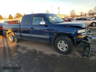 2002 Chevrolet Silverado 1500 LT with VIN 2GCEK19T621126101, listed as a Copart auction lot 88837745 with 233,776 mi miles and Salvage Title. Bid and sale history available at carsss.com. Image 4.