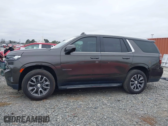 2021 Chevrolet Tahoe LT with VIN 1GNSCNKD7MR439900, listed as a IAAI auction lot 41187590 with 119,131 mi miles and . Bid and sale history available at DreamBid. Image 15.