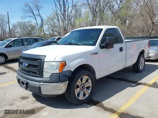 2014 Ford F-150 XL with VIN 1FTMF1CM1EKD53945, listed as a IAAI auction lot 41889789 with 296,163 mi miles. Bid and sale history available at carsss.com. Image 17.