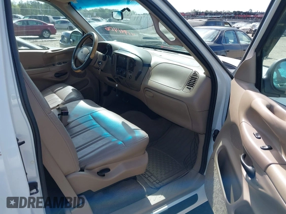 1998 Ford F-150 с VIN 1FTZX1765WNB80624, выставлен на аукционе IAAI как лот 41941406 с пробегом 190 141 миль миль и . История ставок и продаж доступна на DreamBid. Изображение 5.