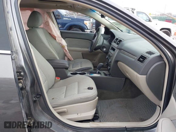 2012 Ford Fusion SE with VIN 3FAHP0HA0CR124646, listed as a IAAI auction lot 41285950 with 131,259 mi miles and . Bid and sale history available at carsss.com. Image 5.