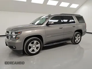 2019 Chevrolet Tahoe LT z VIN 1GNSCBKC0KR100687, wystawiony jako Copart lot #53123455 z przebiegiem 104 006 mil mil oraz Czysty tytuł • Clean title. Historia ofert i sprzedaży dostępna na DreamBid. Obrazek 1.