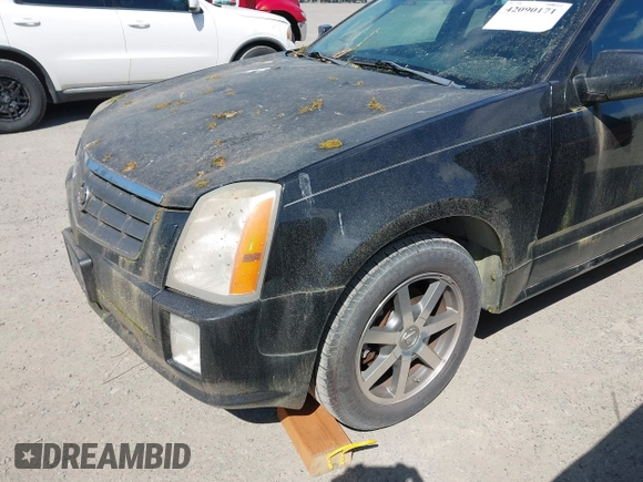 2004 Cadillac SRX with VIN 1GYEE63A540181451, listed as a IAAI auction lot 42090171 with 232,270 mi miles. Bid and sale history available at carsss.com. Image 6.
