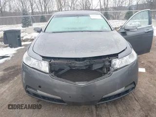 2009 Acura TL Tech with VIN 19UUA86559A012993, listed as a IAAI auction lot 41513941 with 151,680 mi miles. Bid and sale history available at carsss.com. Image 6.