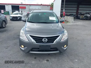 2016 Nissan Versa SV z VIN 3N1CN7AP3GL889508, wystawiony jako IAAI lot #42188750 z przebiegiem 80 754 mil mil oraz . Historia ofert i sprzedaży dostępna na DreamBid. Obrazek 12.