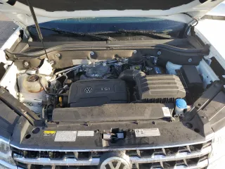 2019 Volkswagen Atlas SE with VIN 1V2DP2CA9KC595931, listed as a Copart auction lot 84701994 with 77,000 mi miles and Salvage title. Bid and sale history available at DreamBid. Image 14.