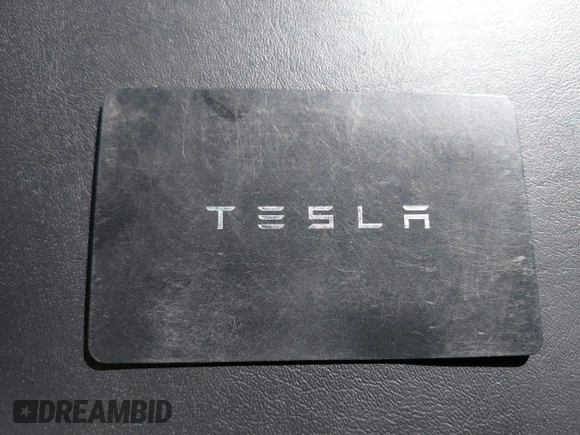 2021 Tesla Model Y Performance with VIN 5YJYGDEF9MF251738, listed as a IAAI auction lot 41708950 with 61,248 mi miles and . Bid and sale history available at DreamBid. Image 11.