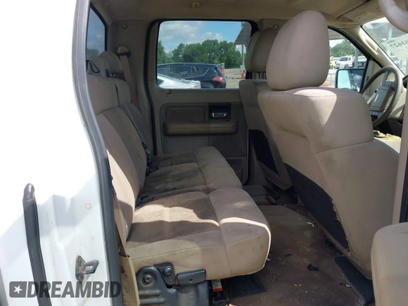 2004 Ford F-150 XLT with VIN 1FTRW12W64KC49734, listed as a IAAI auction lot 42561627 with 193,751 mi miles and . Bid and sale history available at DreamBid. Image 8.