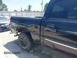 2005 Chevrolet Silverado 1500 LT with VIN 2GCEK13T551277184, listed as a IAAI auction lot 42028710 with Not Provided miles and . Bid and sale history available at DreamBid. Image 6.