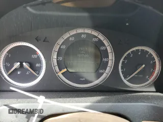 2008 Mercedes-Benz C 300 Sport z VIN WDDGF54X68R015021, wystawiony jako Copart lot #54089575 z przebiegiem 101 560 mil mil oraz Czysty tytuł • Clean title. Historia ofert i sprzedaży dostępna na DreamBid. Obrazek 9.