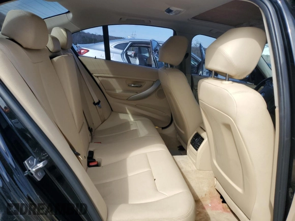 2013 BMW 3 Series 320i with VIN WBA3B1C54DK128124, listed as a Copart auction lot 45361195 with 122,984 mi miles and Salvage Title. Bid and sale history available at carsss.com. Image 10.