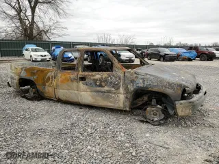2000 Chevrolet Silverado 1500 LS with VIN 1GCEK19T3YZ359577, listed as a Copart auction lot 48153185 with 0 mi miles and Non Repairable. Bid and sale history available at carsss.com. Image 4.