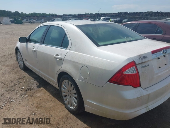 2010 Ford Fusion Hybrid with VIN 3FADP0L3XAR365084, listed as a IAAI auction lot 42521145 with 178,200 mi miles and . Bid and sale history available at DreamBid. Image 3.