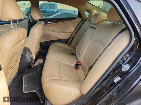 2013 Hyundai Sonata SE z VIN 5NPEC4AC5DH660721, wystawiony jako Copart lot #41617025 z przebiegiem 193 006 mil mil oraz Szkoda całkowita • Salvage title. Historia ofert i sprzedaży dostępna na DreamBid. Obrazek 10.