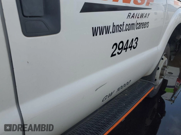 2016 Ford F-250 XLT with VIN 1FT7X2B69GEB70975, listed as a IAAI auction lot 42631424 with 238,000 mi miles and . Bid and sale history available at DreamBid. Image 4.