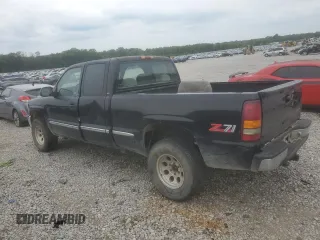 2000 GMC New Sierra 1500 SLE with VIN 1GTEK19T2YZ263701, listed as a Copart auction lot 59405834 with 174,105 mi miles and Clean Title. Bid and sale history available at carsss.com. Image 2.