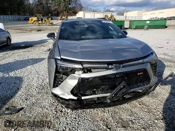 2024 Chevrolet Blazer EV eAWD RS z VIN 3GNKDCRJ7RS169214, wystawiony jako Copart lot #42298315 z przebiegiem 2 570 mil mil oraz Szkoda całkowita • Salvage title. Historia ofert i sprzedaży dostępna na DreamBid. Obrazek 11.