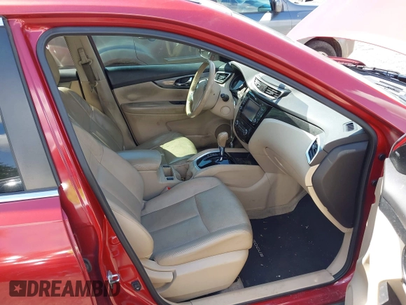 2015 Nissan Rogue SL with VIN 5N1AT2MTXFC802831, listed as a IAAI auction lot 42003674 with 207,738 mi miles. Bid and sale history available at carsss.com. Image 5.