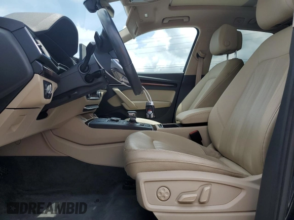 2019 Audi Q5 Premium with VIN WA1ANAFY2K2080444, listed as a Copart auction lot 61273195 with 52,942 mi miles and Salvage title. Bid and sale history available at DreamBid. Image 7.