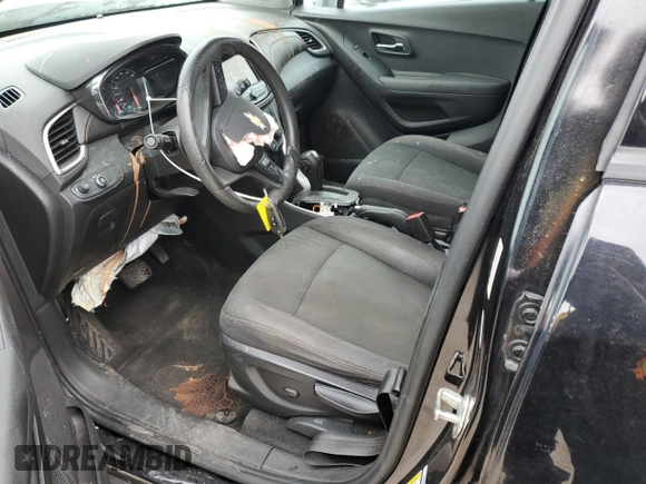 2019 Chevrolet Trax LS with VIN 3GNCJNSB0KL228762, listed as a Copart auction lot 50325225 with 70,150 mi miles and Salvage Title. Bid and sale history available at carsss.com. Image 7.