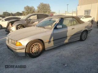 1998 BMW 3 Series z VIN WBABK8330WEY89818, wystawiony jako Copart lot #41557015 z przebiegiem 253 522 mil mil oraz Nie do naprawy • Non repairable. Historia ofert i sprzedaży dostępna na DreamBid. Obrazek 1.