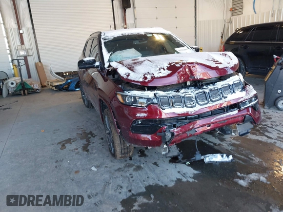 2022 Jeep Compass High Altitude with VIN 3C4NJDCB9NT202983, listed as a IAAI auction lot 41216305 with 27,807 mi miles and . Bid and sale history available at carsss.com. Image 1.