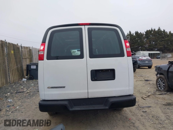 2020 Chevrolet Express Cargo Van with VIN 1GCWGBFP0L1138206, listed as a IAAI auction lot 41773760 with 94,272 mi miles. Bid and sale history available at carsss.com. Image 17.