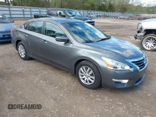 2015 Nissan Altima 2.5 SL with VIN 1N4AL3AP9FN367814, listed as a IAAI auction lot 42043507 with 208,945 mi miles. Bid and sale history available at carsss.com. Image 1.