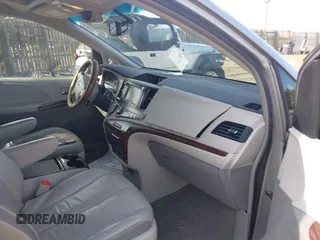 2011 Toyota Sienna XLE with VIN 5TDDK3DC0BS012604, listed as a IAAI auction lot 41533173 with 174,779 mi miles. Bid and sale history available at carsss.com. Image 5.