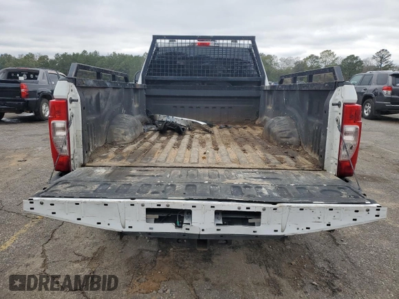 2020 Ford F-250 XL with VIN 1FT7X2A6XLEC11173, listed as a Copart auction lot 45699015 with 245,520 mi miles and Salvage title. Bid and sale history available at DreamBid. Image 6.
