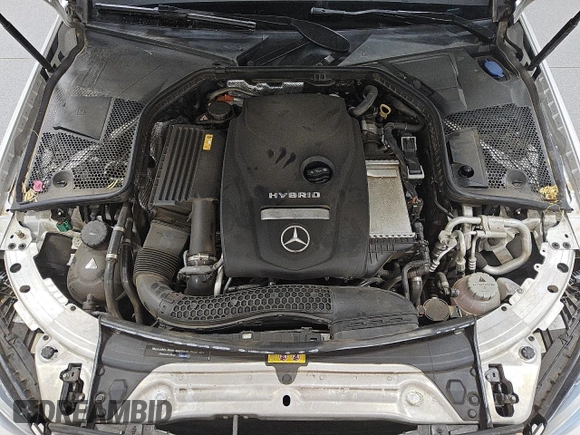 2018 Mercedes-Benz C 350e with VIN 55SWF4HB9JU243670, listed as a Copart auction lot 49882275 with 88,357 mi miles and Clean title. Bid and sale history available at DreamBid. Image 11.