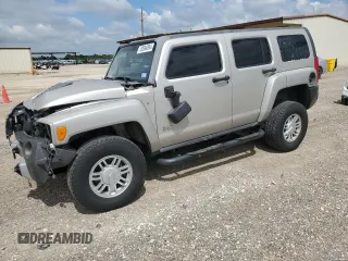 2008 Hummer H3 SUV with VIN 5GTEN13E588160000, listed as a Copart auction lot 70584094 with 205,544 mi miles and Salvage Title. Bid and sale history available at carsss.com. Image 1.