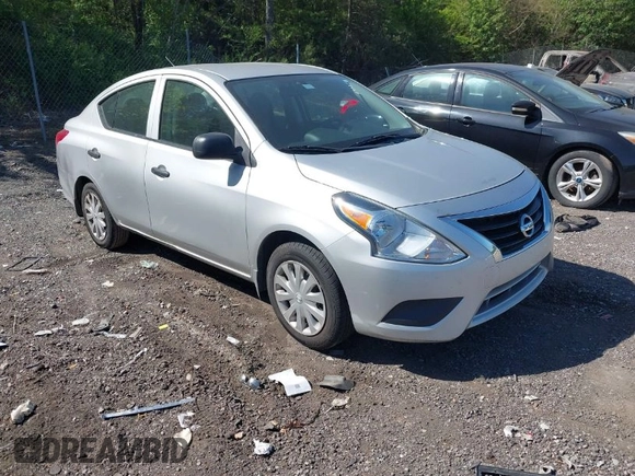 2015 Nissan Versa SV with VIN 3N1CN7AP0FL802047, listed as a IAAI auction lot 42049987 with 157,747 mi miles. Bid and sale history available at carsss.com. Image 1.