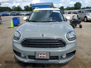 2018 MINI Countryman Cooper with VIN WMZYS7C31J3E07971, listed as a Copart auction lot 69513634 with 141,906 mi miles and Non Repairable. Bid and sale history available at carsss.com. Image 5.