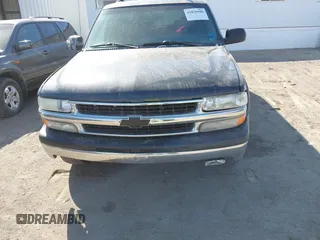 2006 Chevrolet Suburban LT with VIN 3GNEC16Z56G125032, listed as a IAAI auction lot 41836586 with 239,472 mi miles. Bid and sale history available at carsss.com. Image 13.