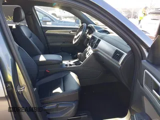 2021 Volkswagen Atlas SE с VIN 1V2JE2CA6MC219358, выставлен на аукционе IAAI как лот 41706051 с пробегом 48 622 миль миль и . История ставок и продаж доступна на DreamBid. Изображение 5.