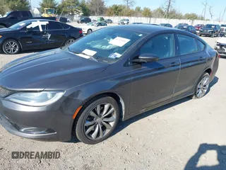 2015 Chrysler 200 S with VIN 1C3CCCDG6FN727592, listed as a IAAI auction lot 41769446 with 27,542 mi miles. Bid and sale history available at carsss.com. Image 2.