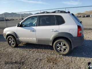 2008 Hyundai Tucson SE with VIN KM8JN12D38U902508, listed as a Copart auction lot 66384224 with 236,827 mi miles and Clean Title. Bid and sale history available at carsss.com. Image 2.