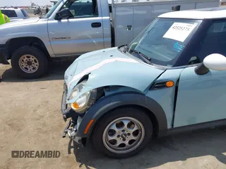 2012 MINI Hardtop with VIN WMWSU3C54CT260293, listed as a IAAI auction lot 42525275 with 132,791 mi miles and . Bid and sale history available at DreamBid. Image 6.