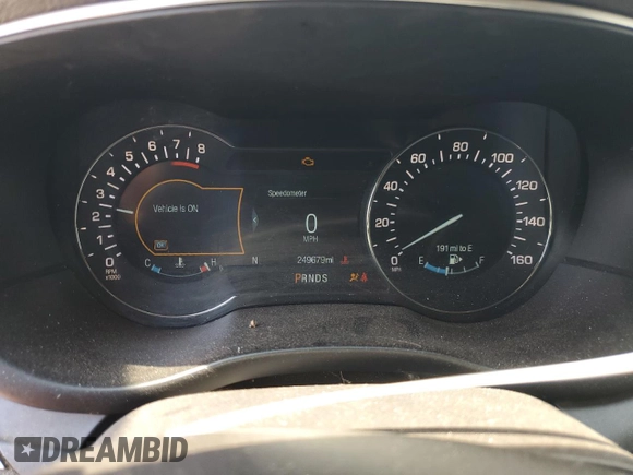 2017 Lincoln MKC Premiere with VIN 5LMCJ1C98HUL45722, listed as a Copart auction lot 61970445 with 249,679 mi miles and Salvage title. Bid and sale history available at DreamBid. Image 9.