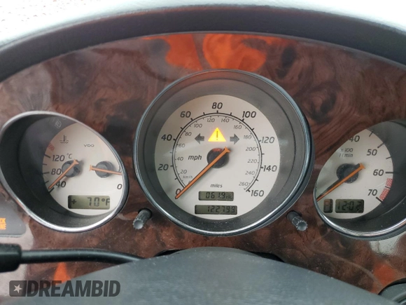 2003 Mercedes-Benz SLK 230 Kompressor с VIN WDBKK49F43F286405, выставлен на аукционе Copart как лот 84041324 с пробегом 122 799 миль миль и Списание • Salvage title. История ставок и продаж доступна на DreamBid. Изображение 9.
