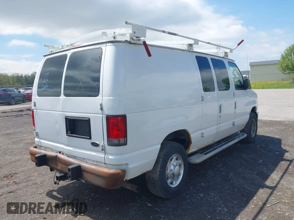 2014 Ford Econoline Cargo Commercial z VIN 1FTNE2EW8EDA43498, wystawiony jako IAAI lot #42222092 z przebiegiem 145 528 mil mil oraz . Historia ofert i sprzedaży dostępna na DreamBid. Obrazek 4.